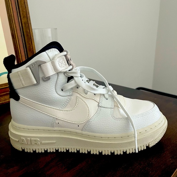 Nike Air Force AF1 HI 2.0 - Picture 2 of 4